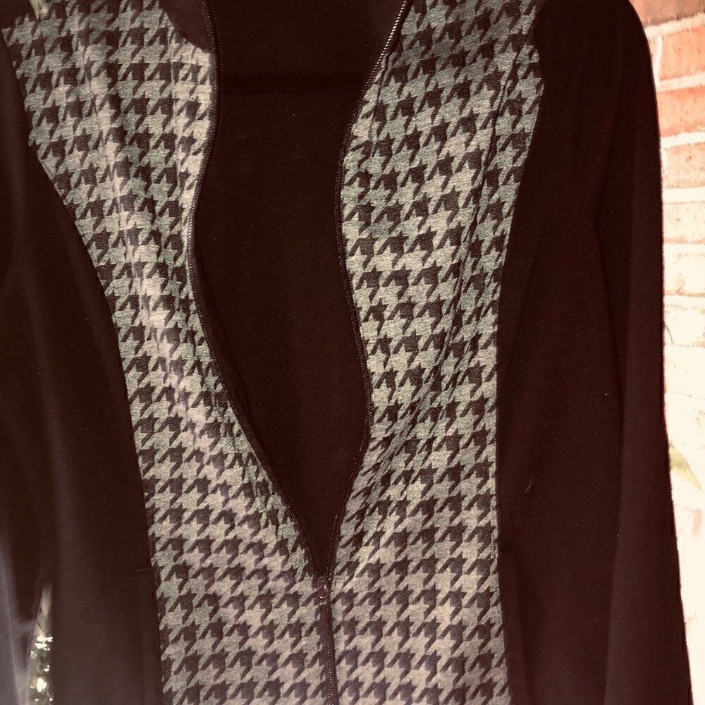 Chicos Weekend zip up jacket - Picture 3 of 5